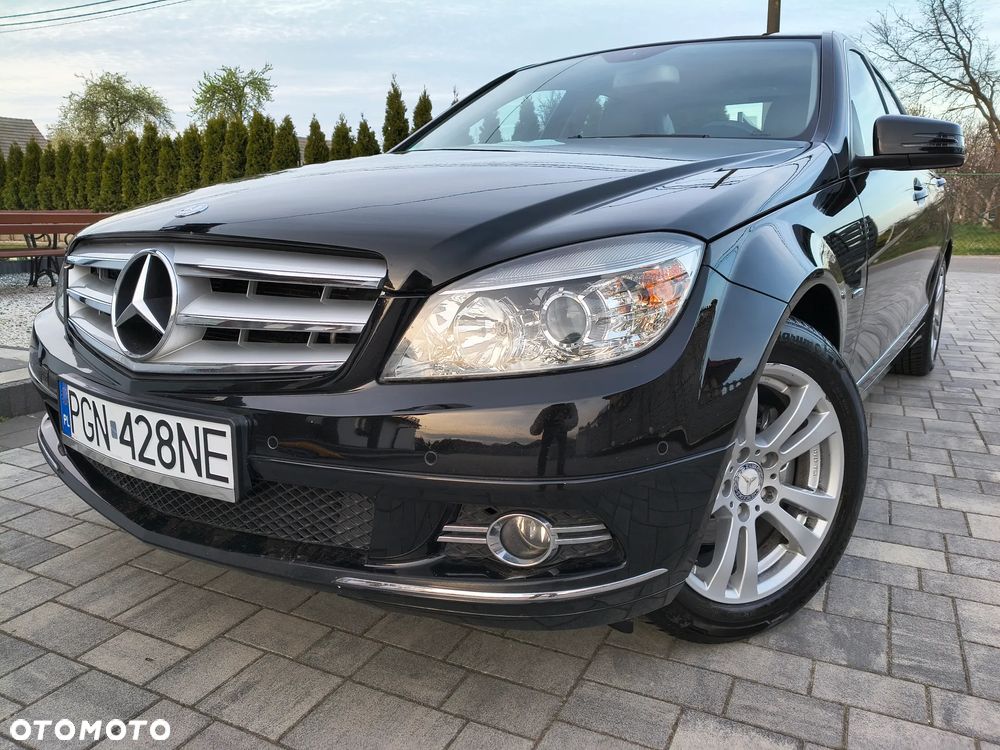 Mercedes-Benz Klasa C 180 Kompressor BlueEFFICIENCY Avantgarde - 25