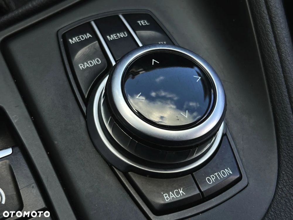 BMW X1 sDrive18d - 29