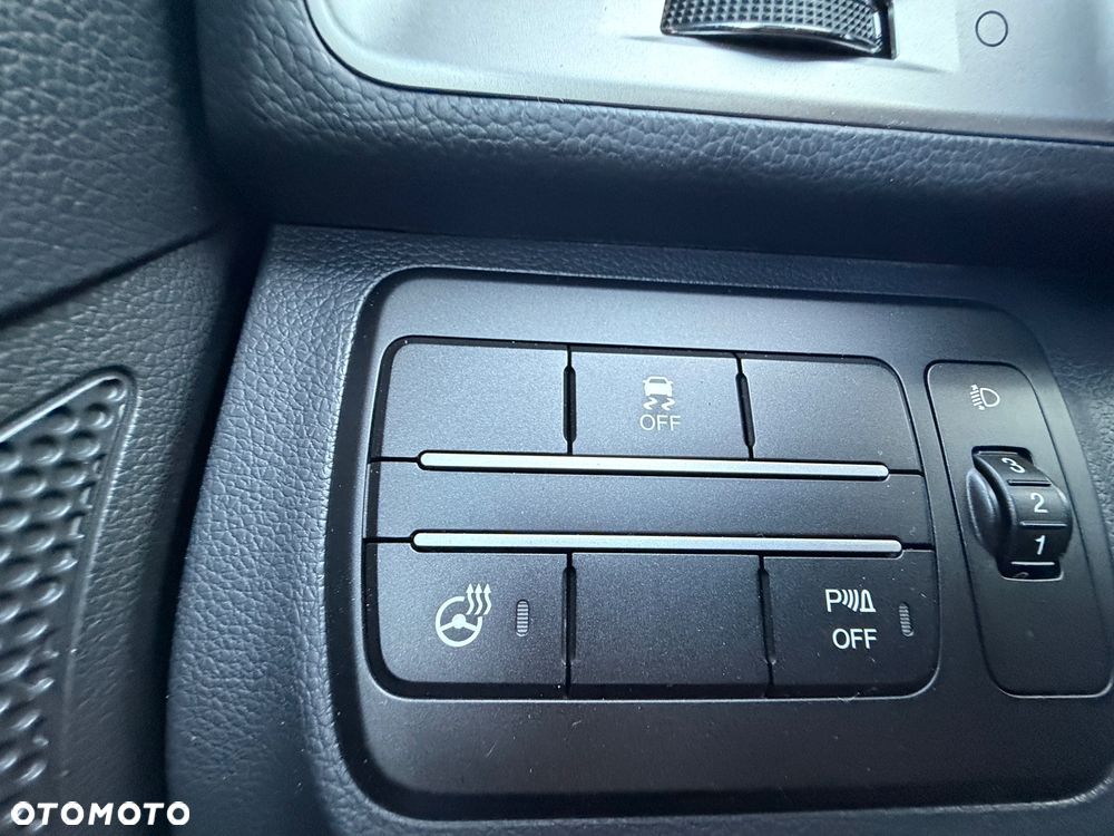 SsangYong/KGM Tivoli e-XDi 160 2WD Crystal - 18
