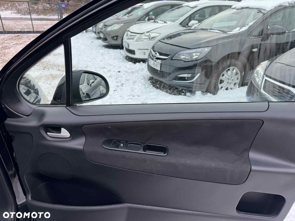 Peugeot 207 1.4 Trendy - 11