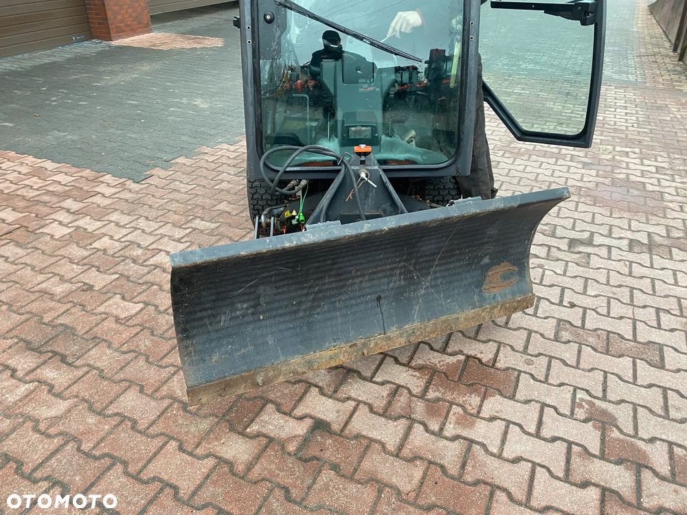 Kubota F2560 - 18