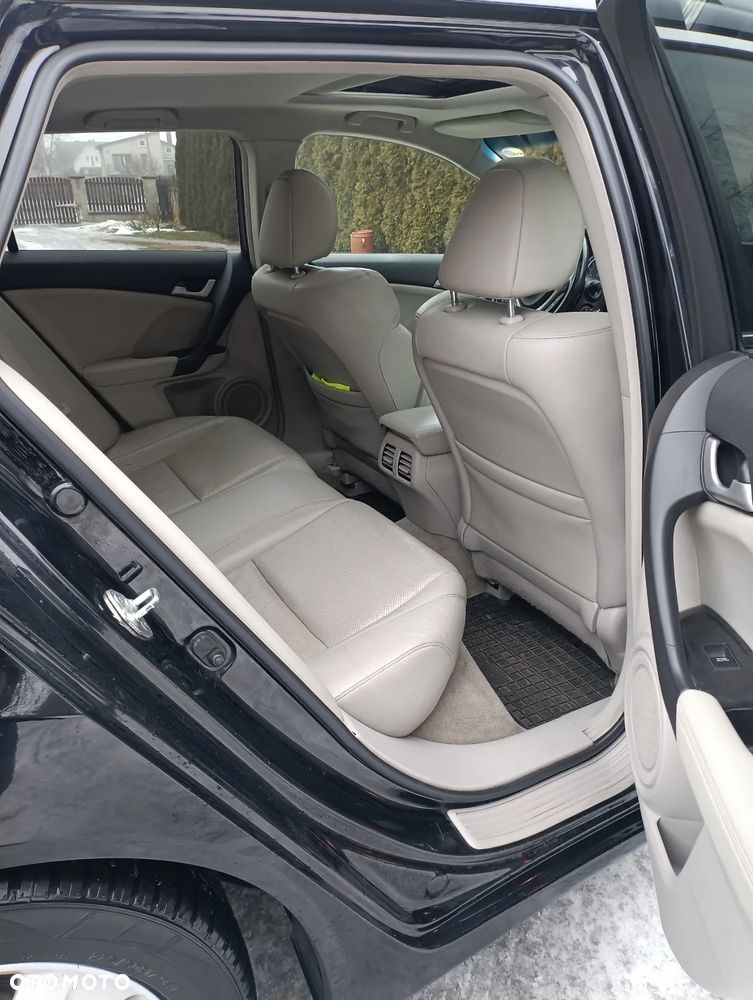 Honda Accord 2.0 Executive - 10