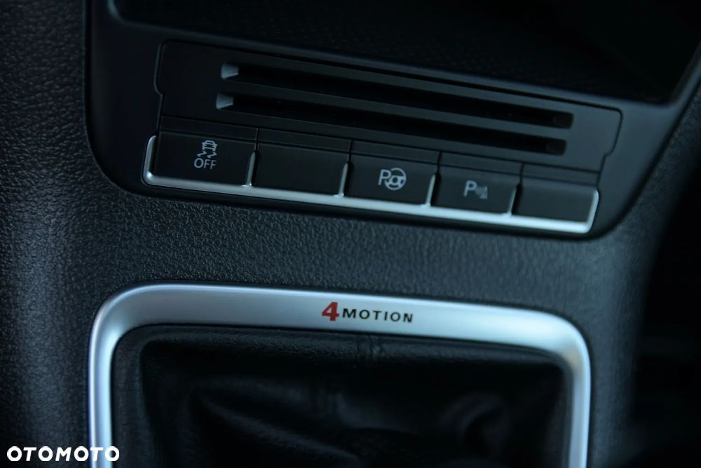 Volkswagen Tiguan - 31