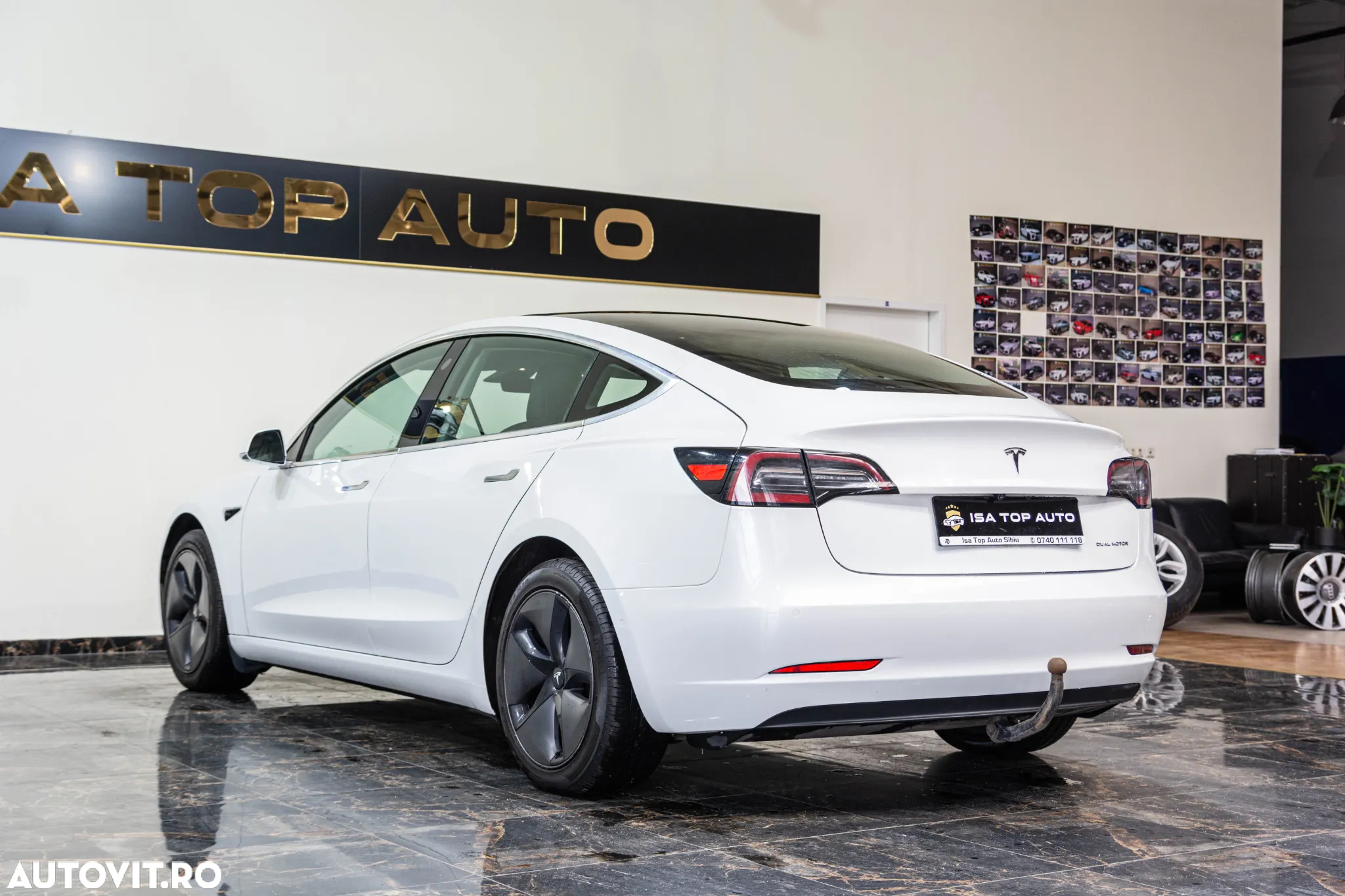 Tesla Model 3 Long Range - 37