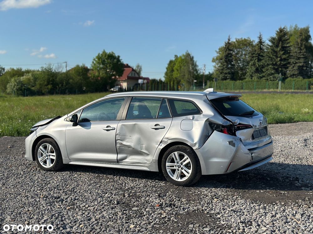 Toyota Corolla - 12