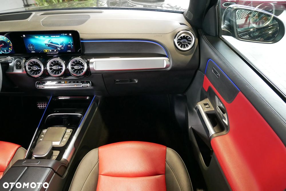 Mercedes-Benz GLB AMG 35 4Matic AMG Speedshift DCT 8G - 17