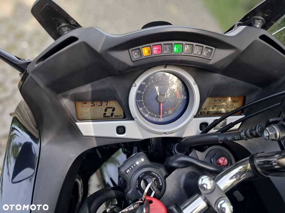 Honda CBF - 7