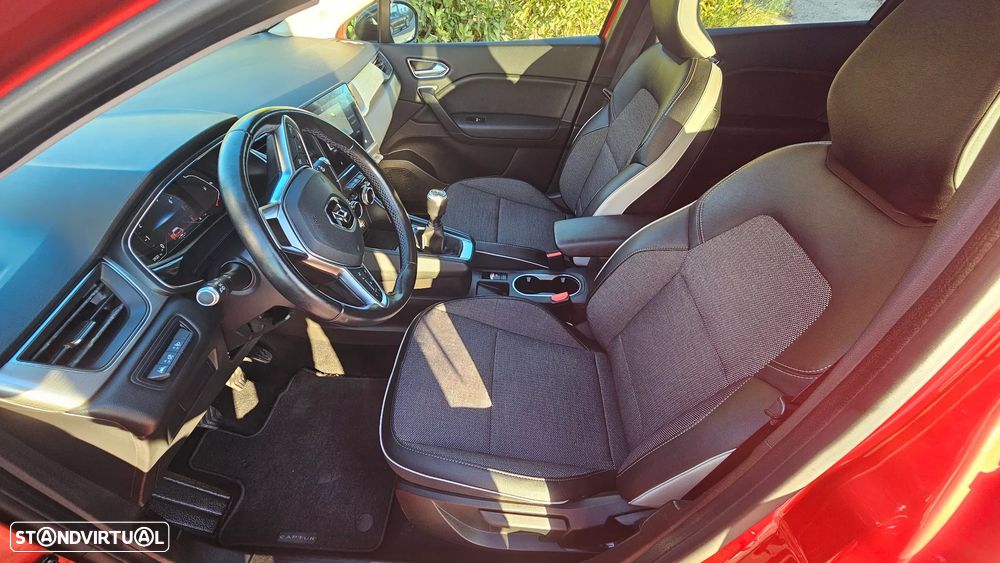Renault Captur 1.0 TCe Exclusive - 13