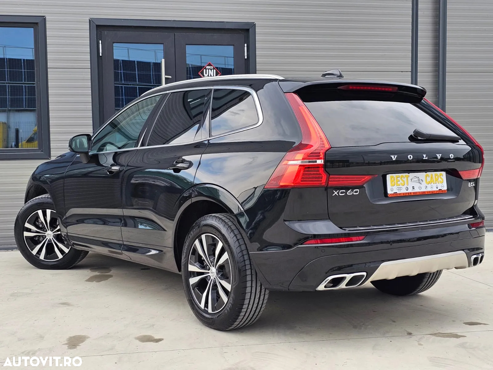 Volvo XC 60 B5 D AWD Geartronic RDesign - 4