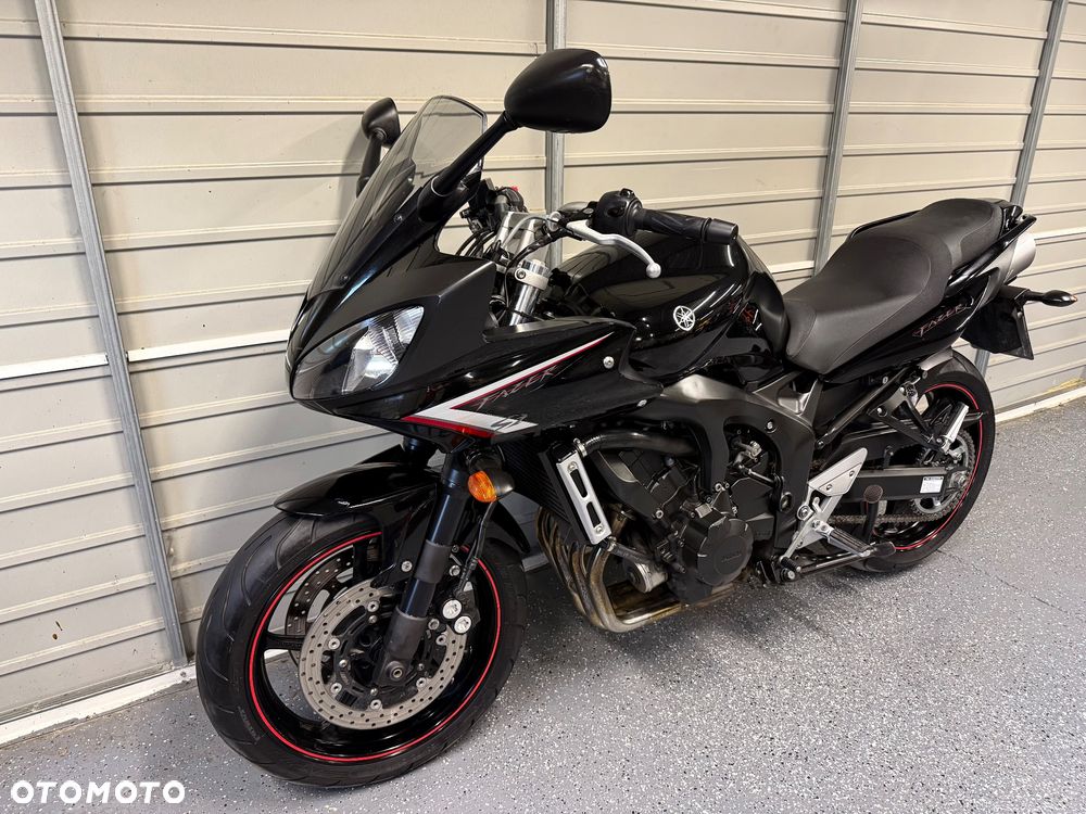 Yamaha FZ6 - 12