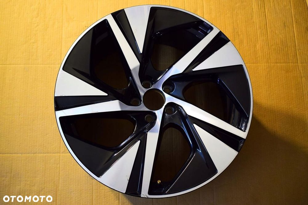 VOLVO 20 ,,R-Design XC90 II Nowy Model Oryginał - 1