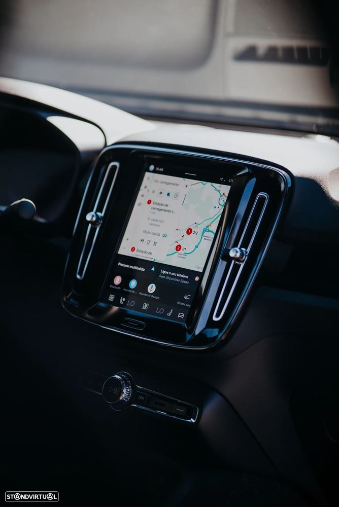 Volvo C40 Recharge Twin Motor Plus - 36
