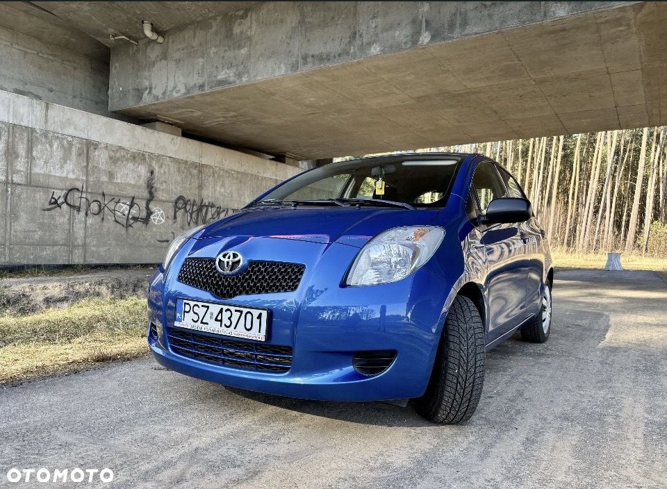 Toyota Yaris 1.3 Luna - 1