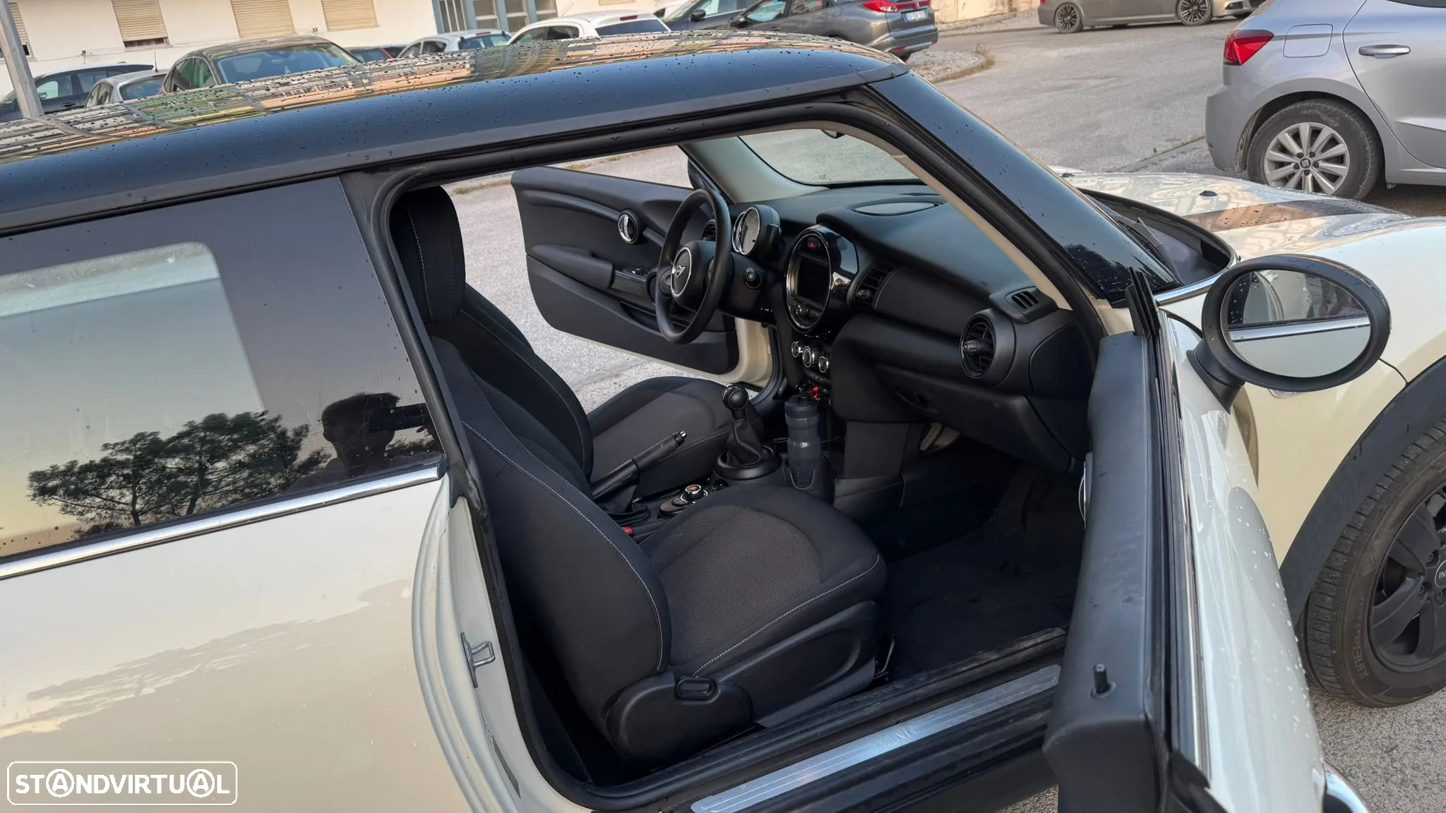 MINI 3 Portas One D - 9
