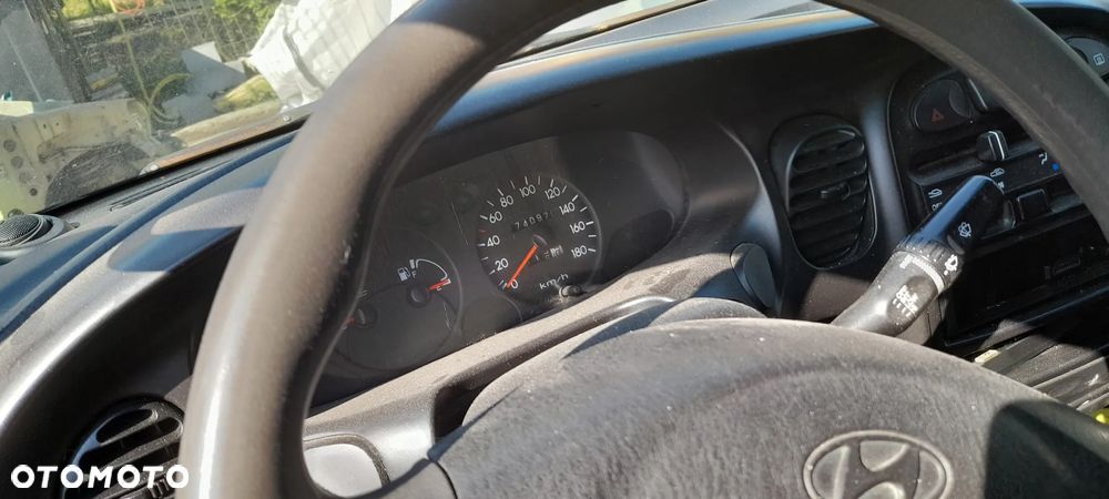 Hyundai H1 h200 hak holowniczy - 10