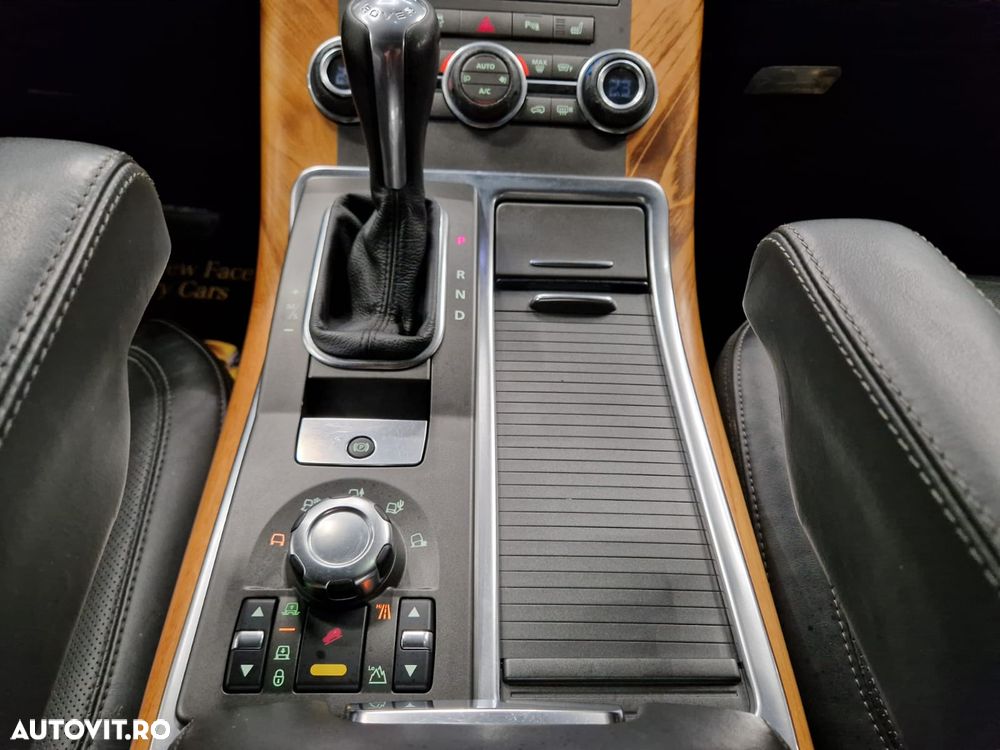 Land Rover Range Rover Sport 3.0 TDV6 HSE - 19