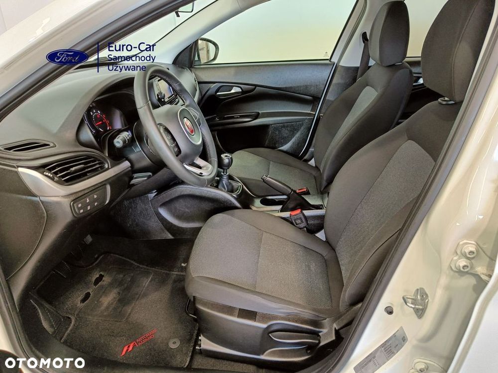 Fiat Tipo 1.4 16v Lounge EU6d - 10