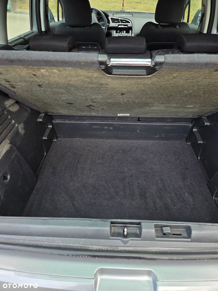 Peugeot 3008 1.6 HDi Trendy - 9