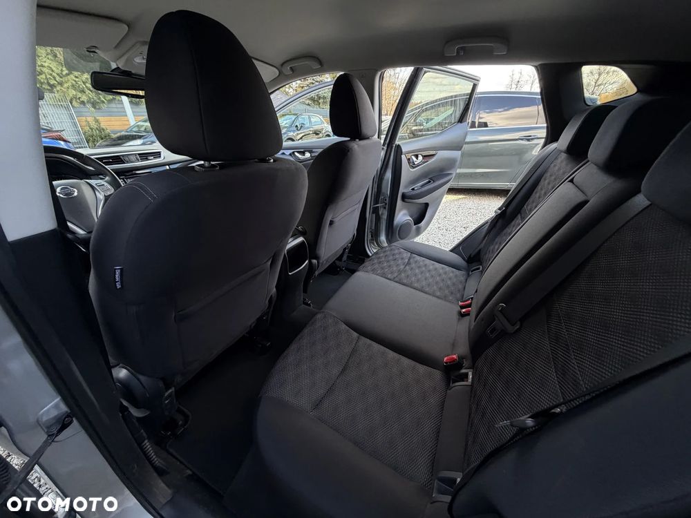 Nissan Qashqai 1.2 DIG-T N-Connecta EU6 - 21