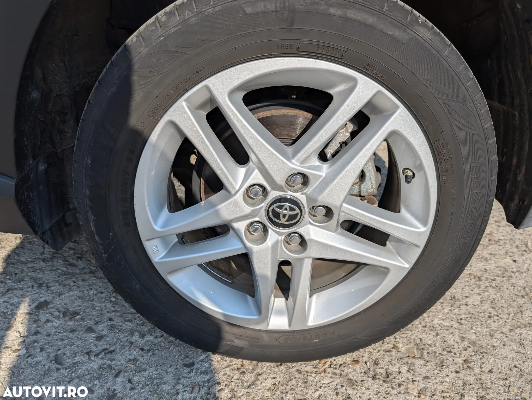 Toyota C-HR 1.8 HSD 122 CP 4x2 CVT Core - 15