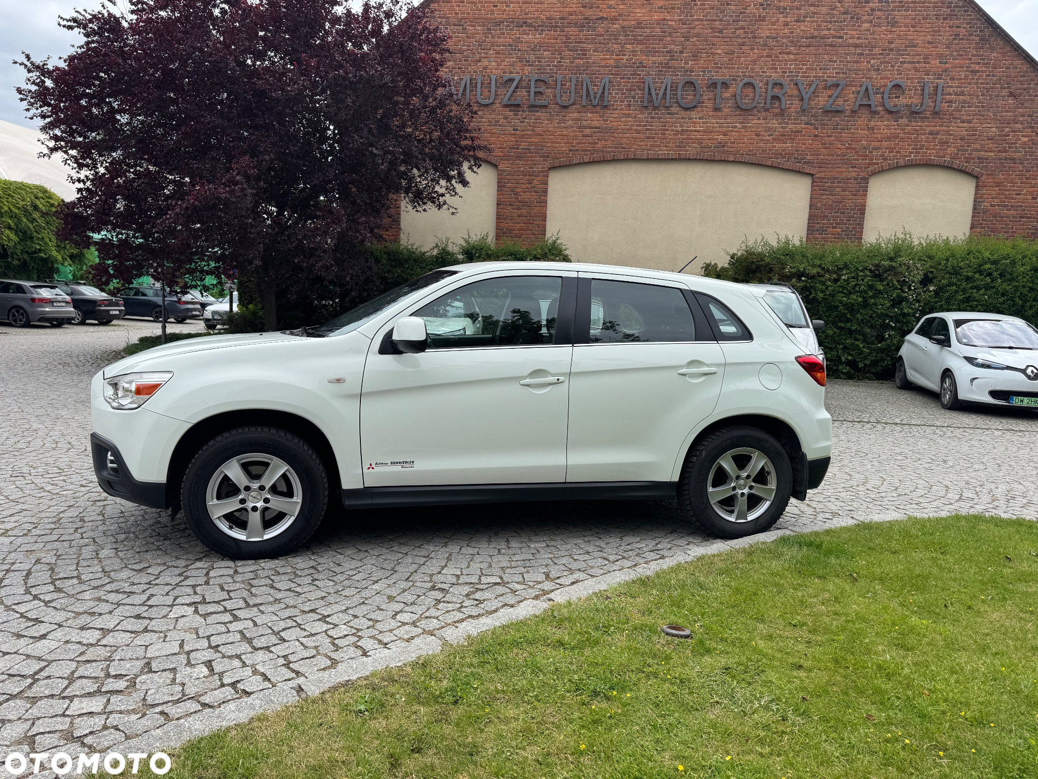 Mitsubishi ASX - 5