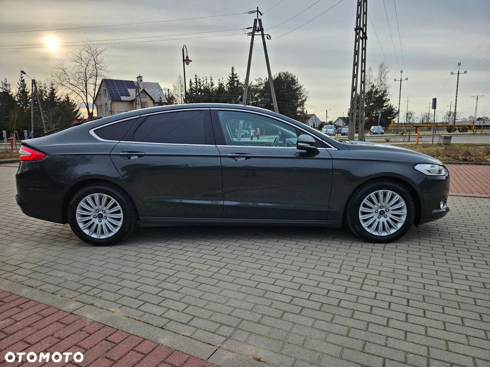 Ford Mondeo 2.0 TDCi Bi-Turbo PowerShift-Aut Titanium - 4