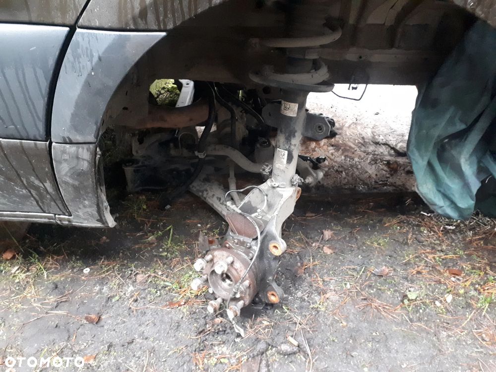 MERCEDES SPRINTER 910 PIASTA ZWROTNICA PRZEDNIA - 3