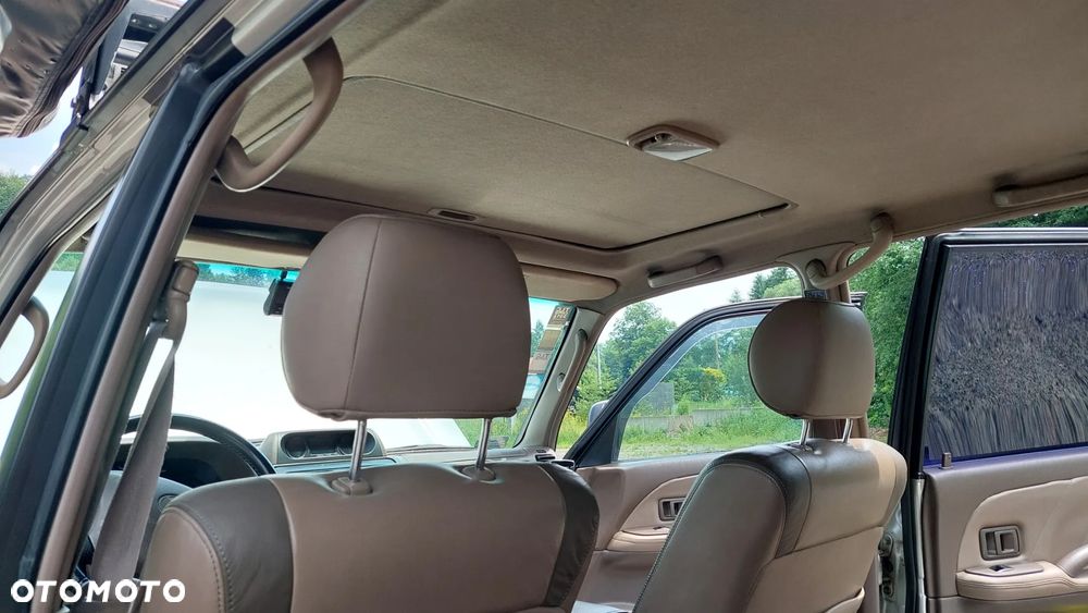 Toyota Land Cruiser - 11