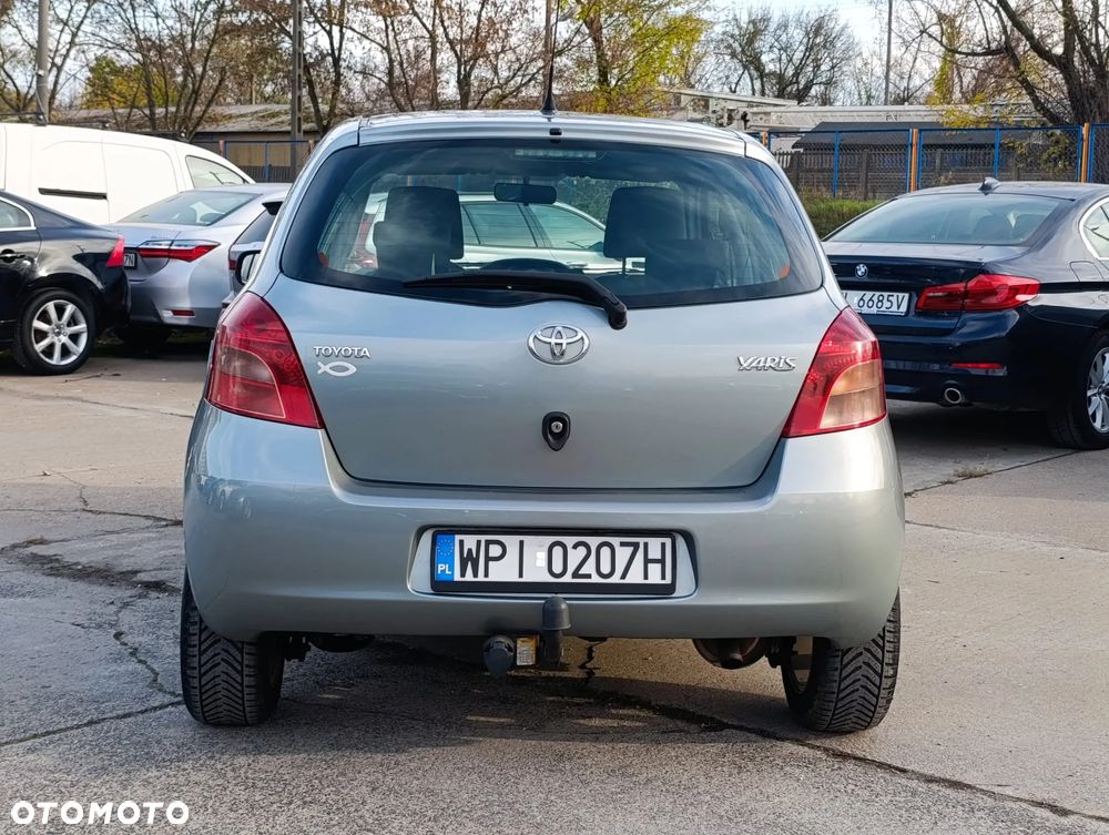 Toyota Yaris 1.3 VVT-i Luna - 18