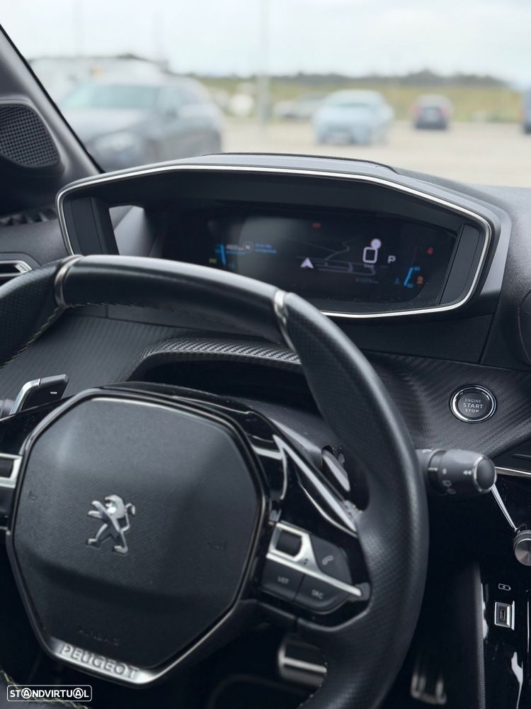 Peugeot 208 1.2 PureTech GT EAT8 - 10