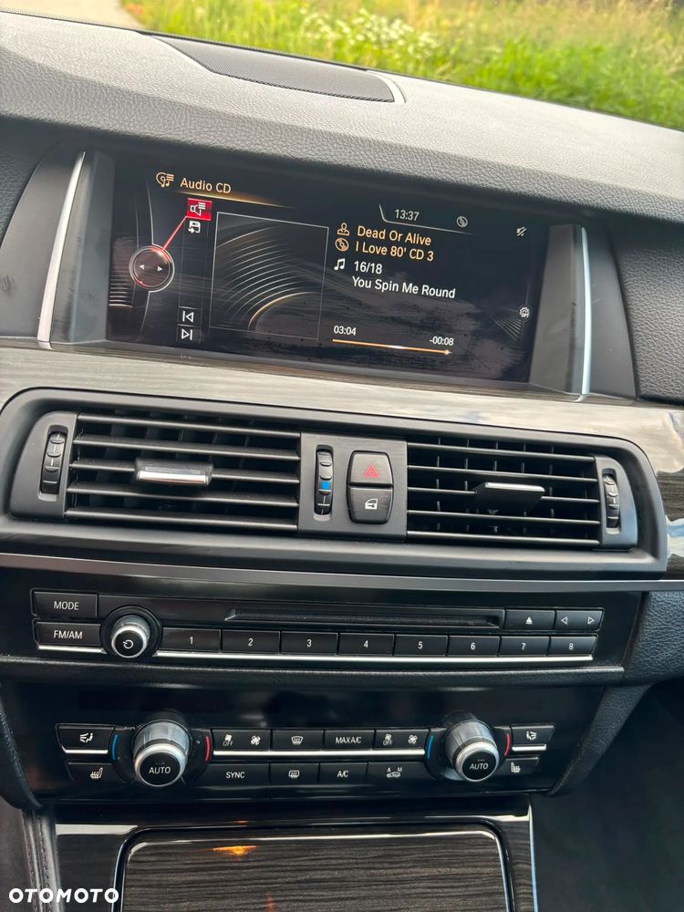 BMW Seria 5 535i xDrive Luxury Line - 12