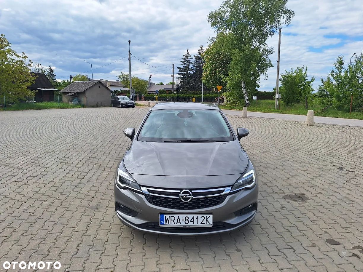Opel Astra 1.4 Turbo Innovation - 1