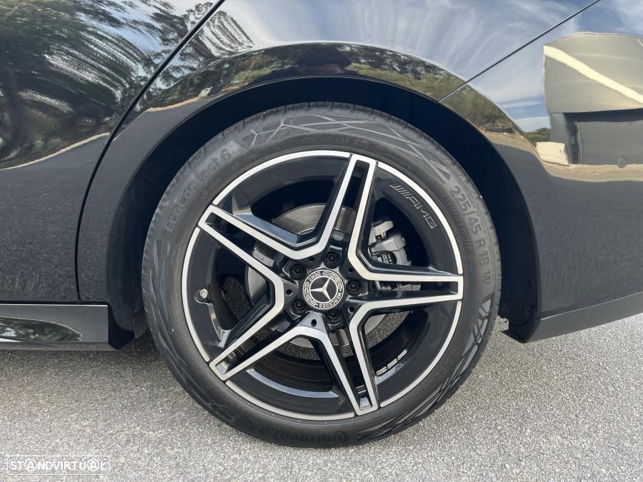 Mercedes-Benz CLA 180 d Shooting Brake AMG Line Aut. - 17