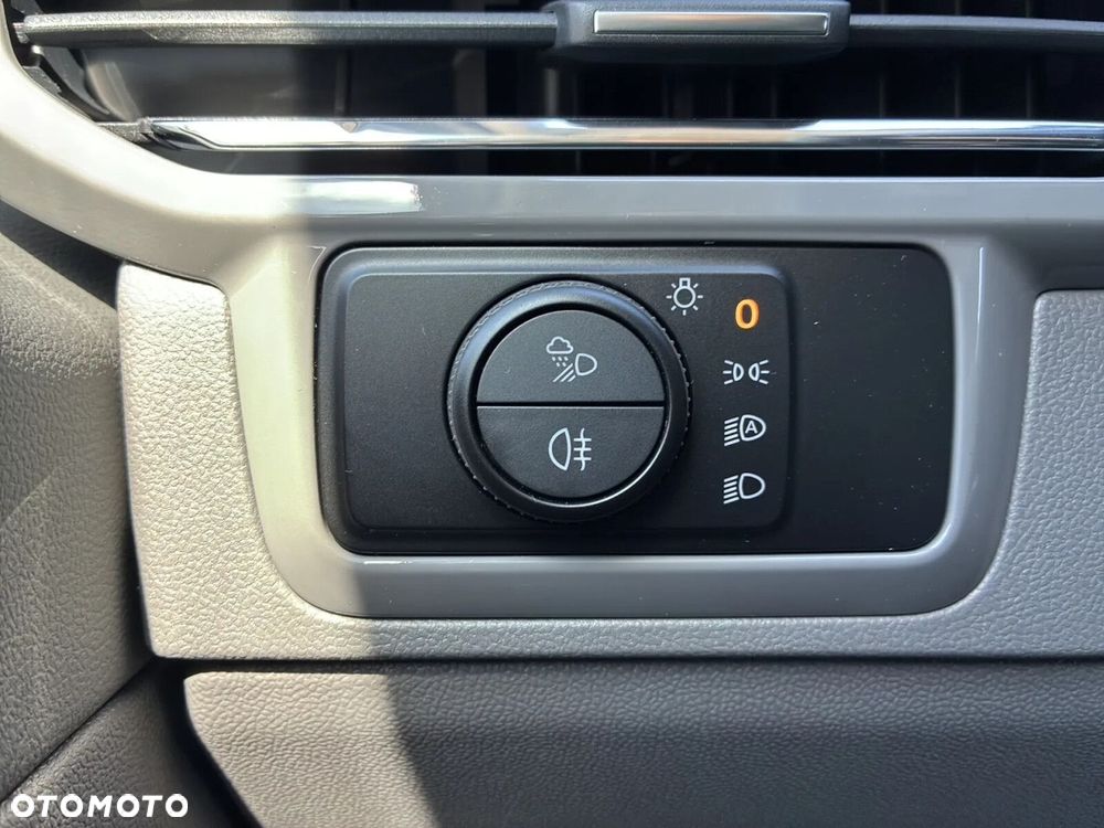 Volkswagen Transporter T7 Furgon Plus Edition/5 osob./AUTOMAT 2,0 l TDI 170 KM r. o. 3500 mm - 34