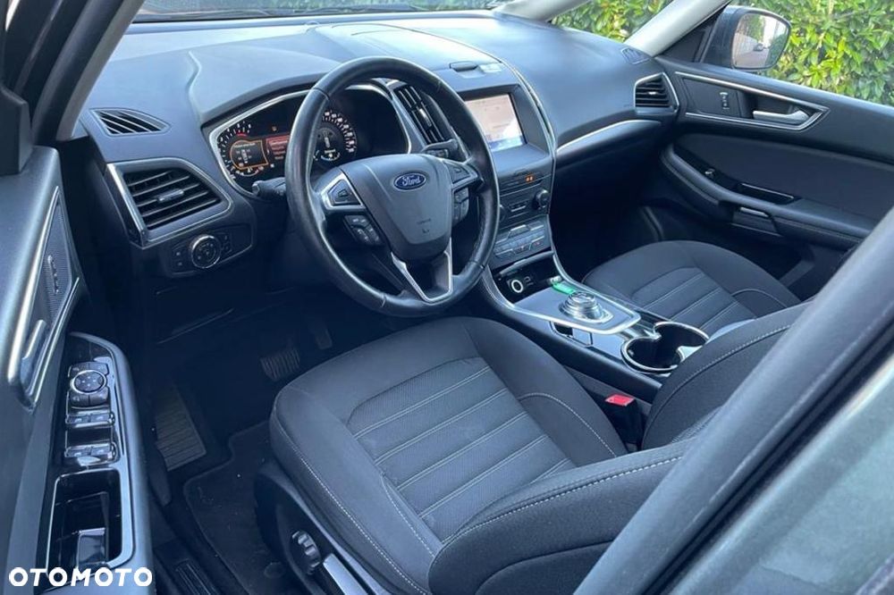 Ford Galaxy 2.0 EcoBlue S&S TITANIUM - 8