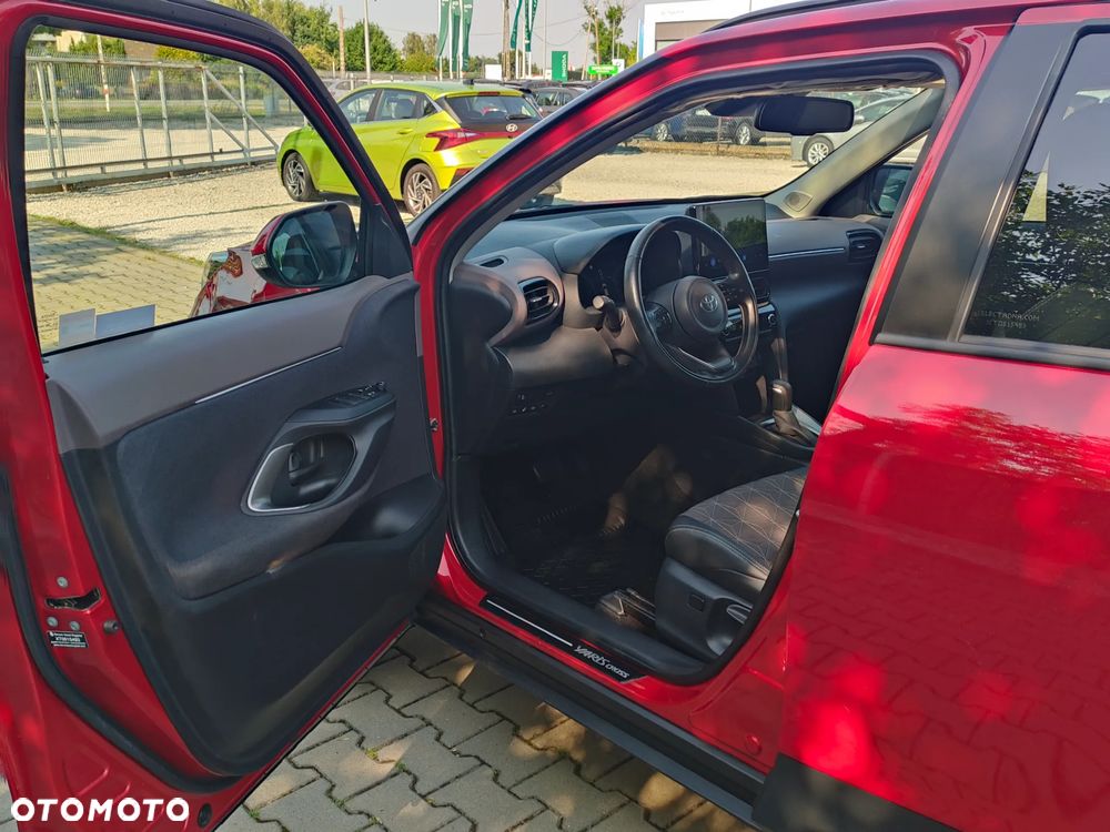 Toyota Yaris Cross Hybrid 1.5 Executive - 12