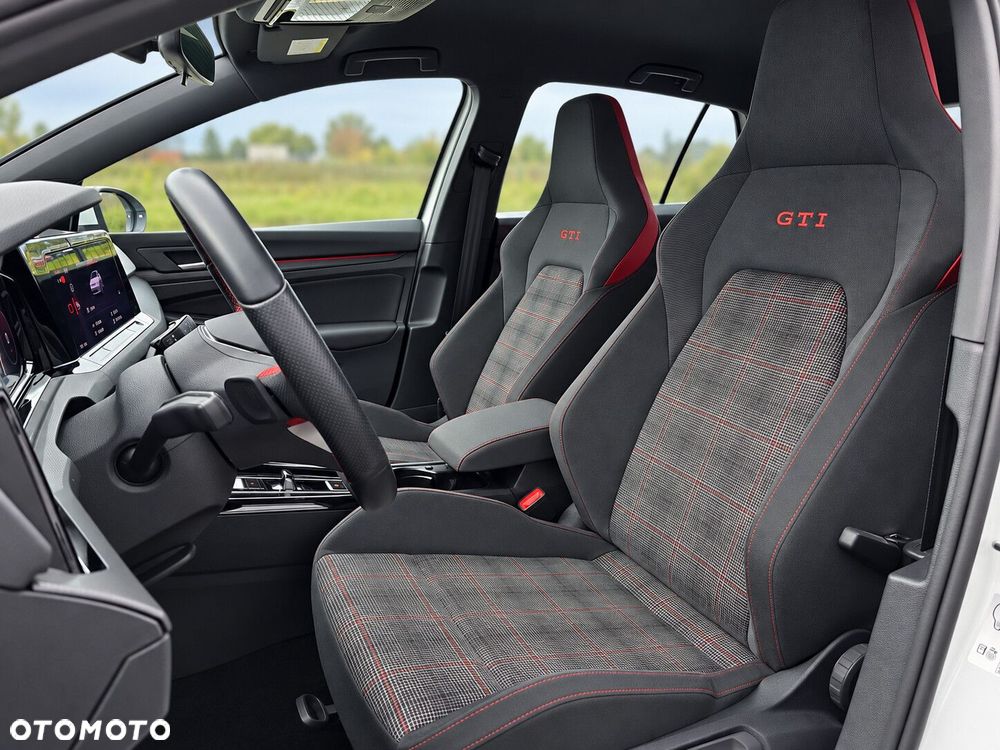 Volkswagen Golf 2.0 TSI GTI DSG - 12