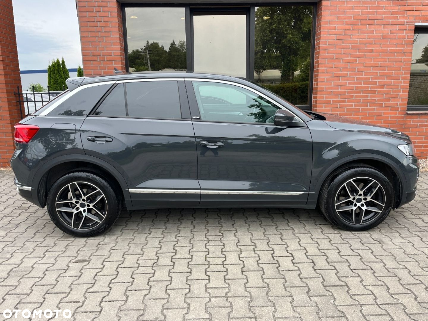 Volkswagen T-Roc 2.0 TDI SCR 4MOTION DSG ACTIVE - 31