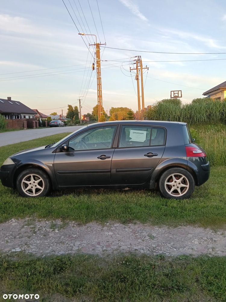 Renault Megane 1.6 16V Confort Authentique - 5
