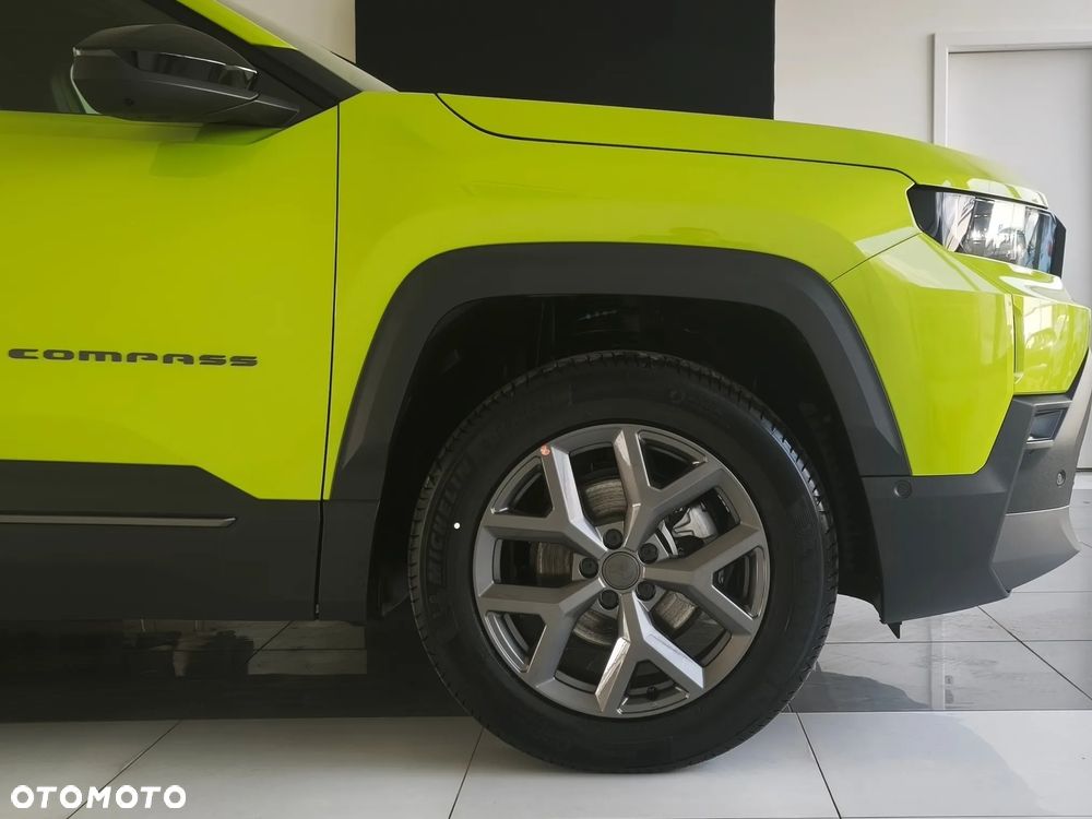 Jeep Compass 1.2 T3 mHEV First Edition FWD DCT - 6