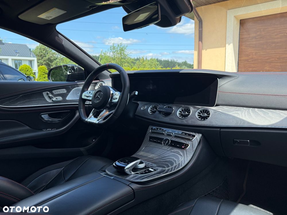 Mercedes-Benz CLS - 13