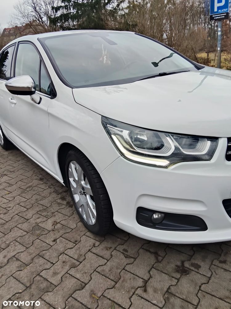 Citroën C4 1.2 PureTech Shine S&S - 8