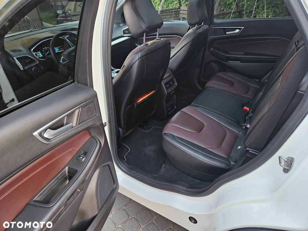 Ford Edge - 11