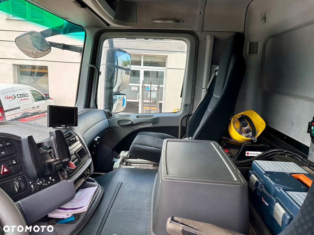 Mercedes-Benz Actros - 13