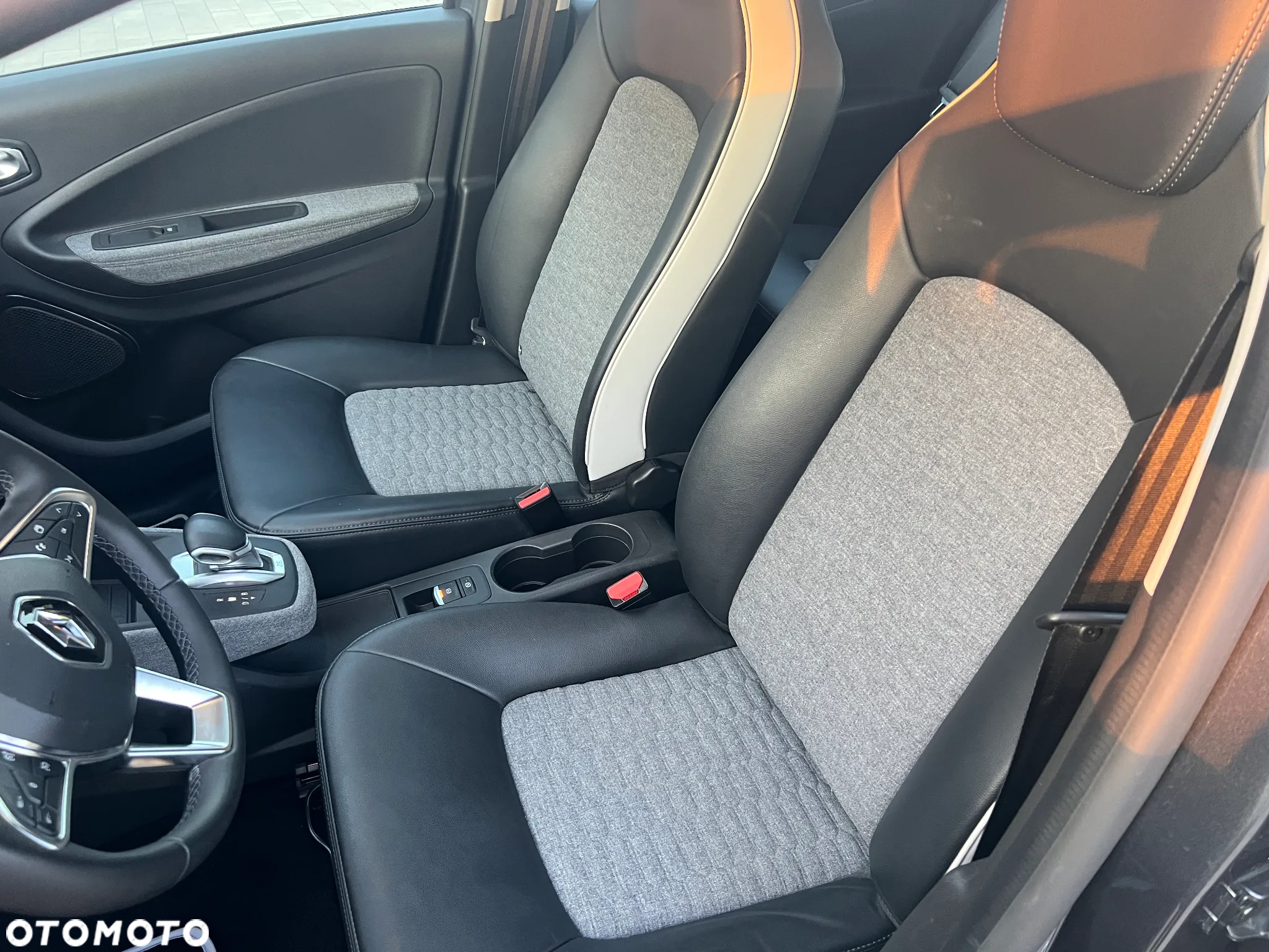 Renault Zoe - 14