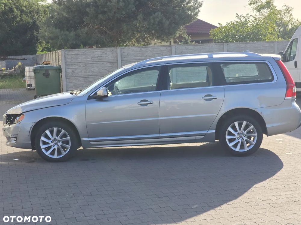 Volvo V70 D4 Summum - 12