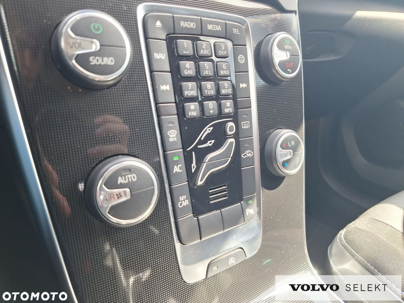 Volvo V40 - 21