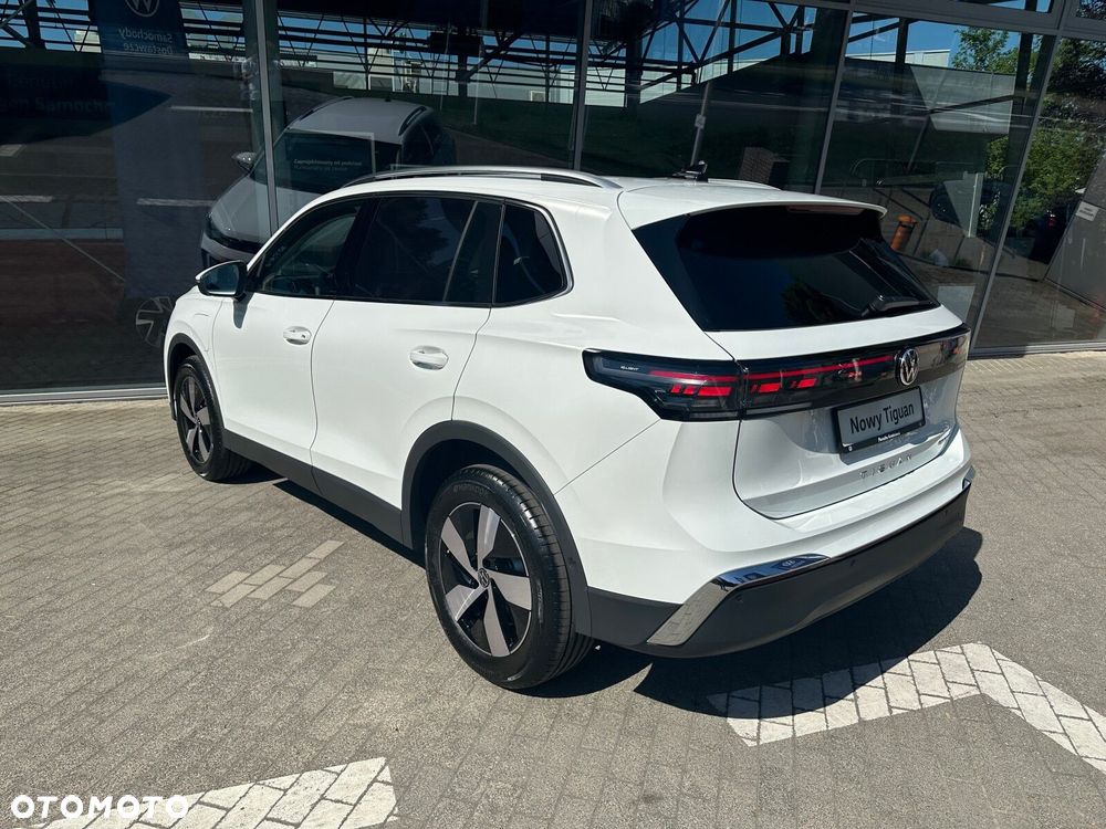 Volkswagen Tiguan - 7