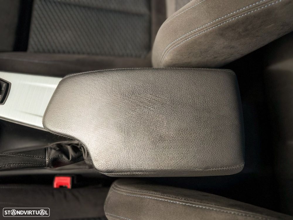 BMW 320 d Touring Auto Pack M - 37