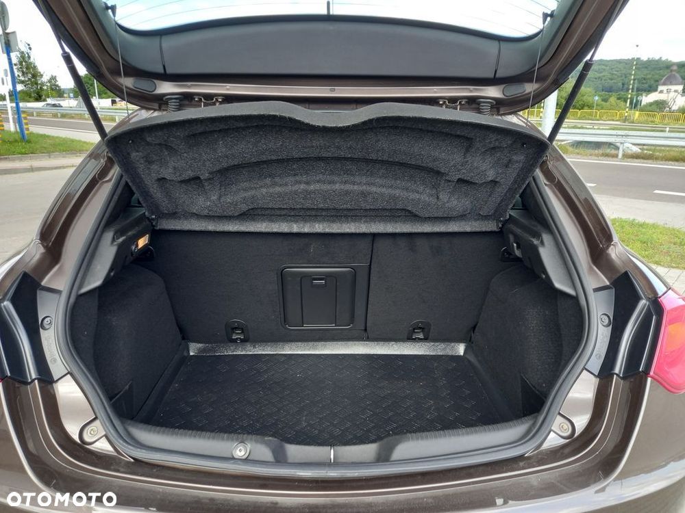 Alfa Romeo Giulietta 1.4 TB MultiAir Exclusive - 30
